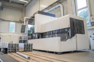Cevni laser za obdelavo jeklenih, inox in aluminijastih profilov